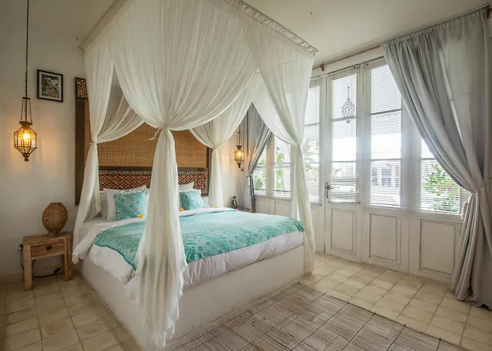 Bella Seseh, 3-br With Private Pool Villa *
