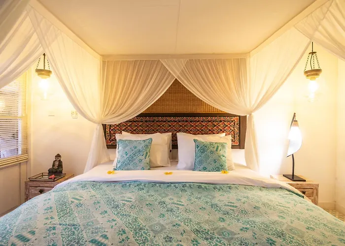 Bella Seseh, 3-br With Private Pool *