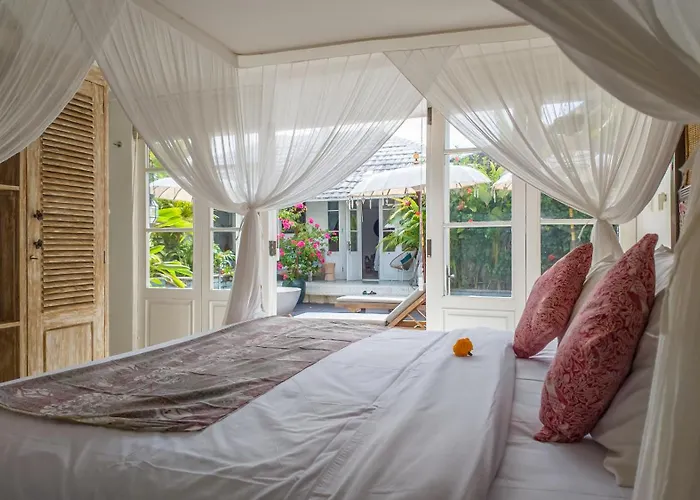Bella Seseh, 3-br With Private Pool *