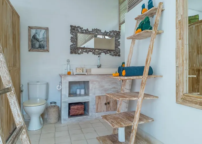 Bella Seseh, 3-br With Private Pool * Canggu