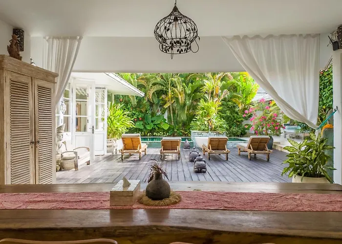 Bella Seseh, 3-br With Private Pool